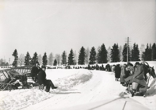 Евакуація зі східної Фінляндії до західної Фінляндії 1940 року. Хто не поїхав – залишився в Радянській Карелії, з усіма витікаючими. Фото: ru.wikipedia.org