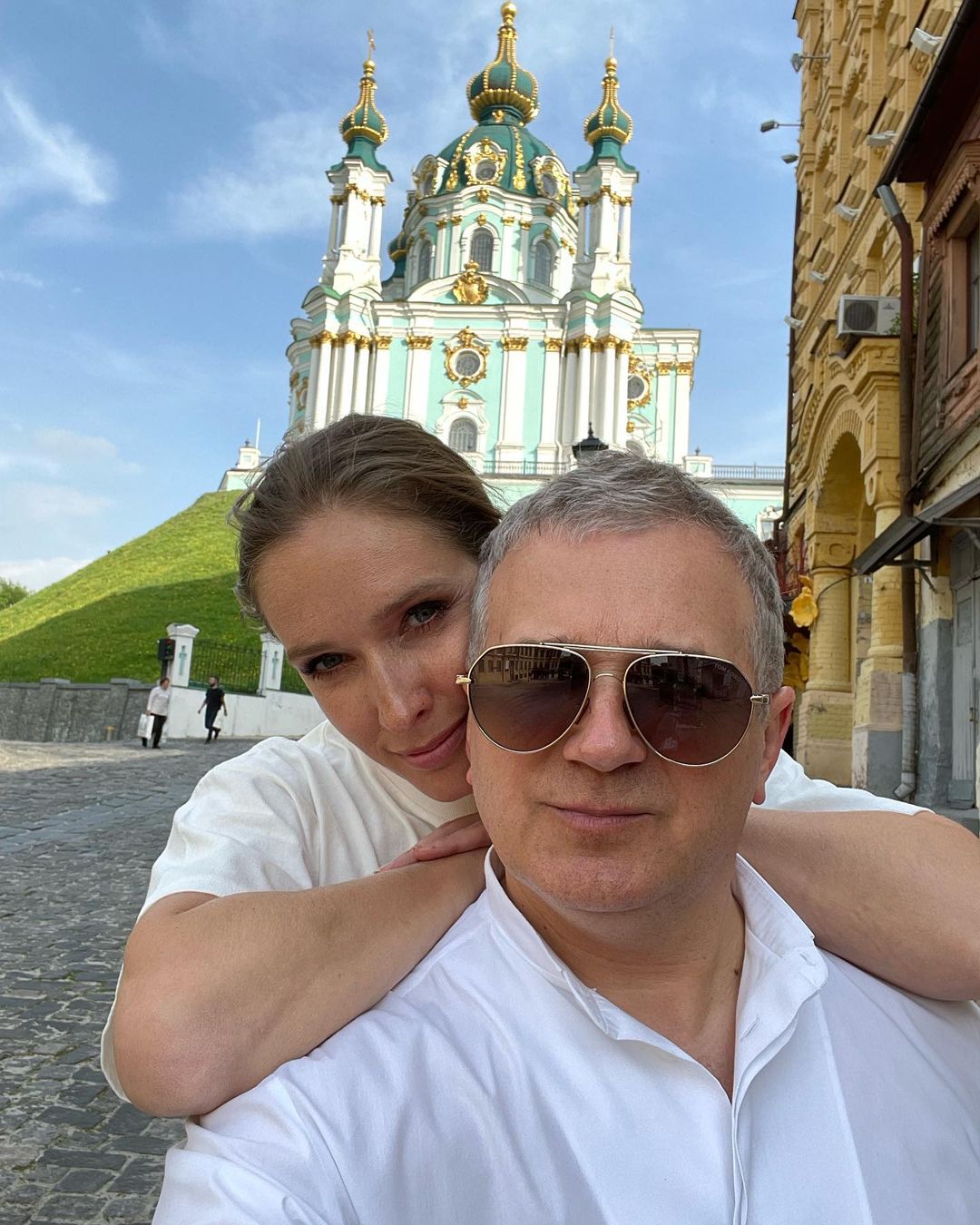 Осадча зізнається, що війна їх з чоловіком Юрієм Горбуновим ще більше об’єднала. Фото: Instagram.com/gorbunovyuriy/