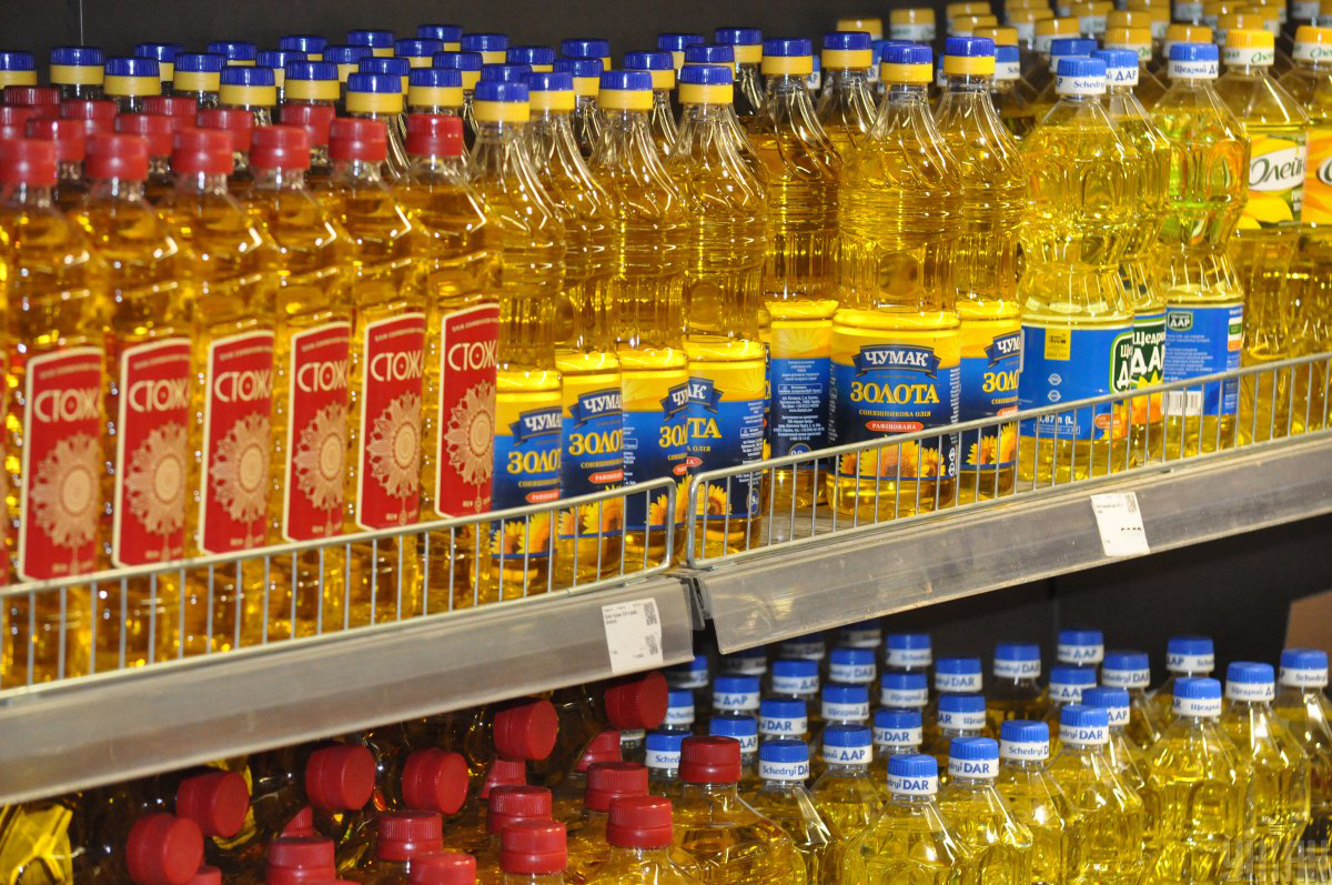 Сподіваємось, що олія бодай не виросте в ціні. Фото: Тараненко Віталій / УНІАН