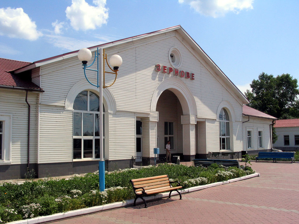 Раніше електропотяг ходив від станції Зернове. Фото: Fusanari Shimizu /commons.wikimedia.org