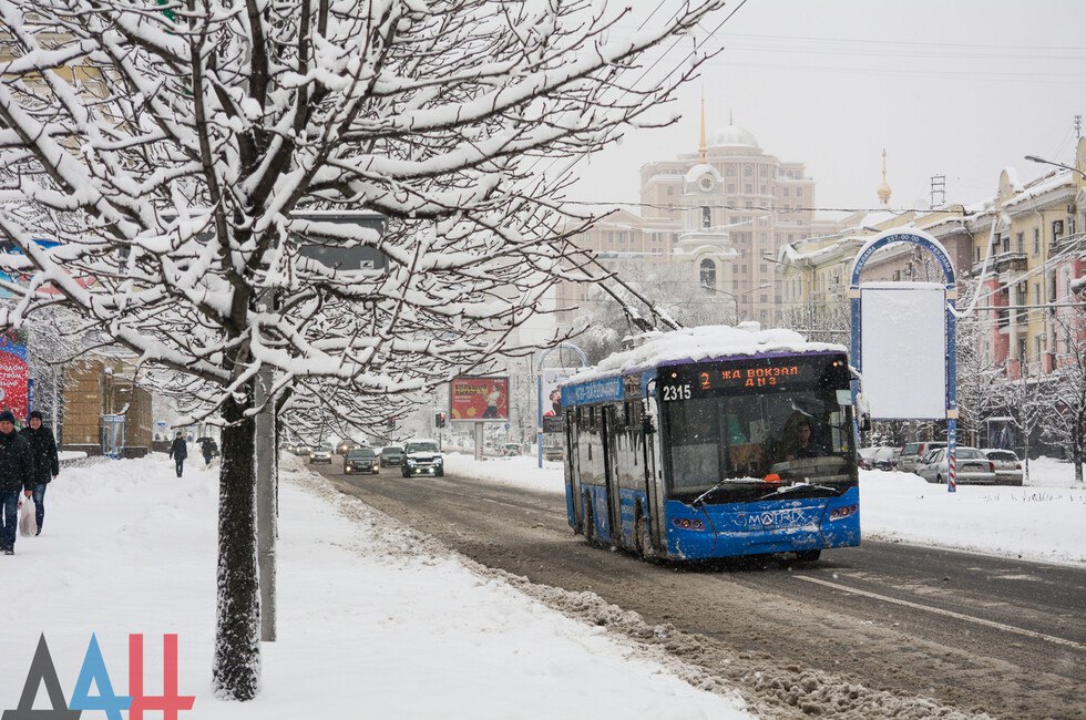 Местные СМИ радуются, что возобновилось движение троллейбуса № 2 - после нескольких месяцев ремонта контактной сети. Фото: t.me/dan_dnr