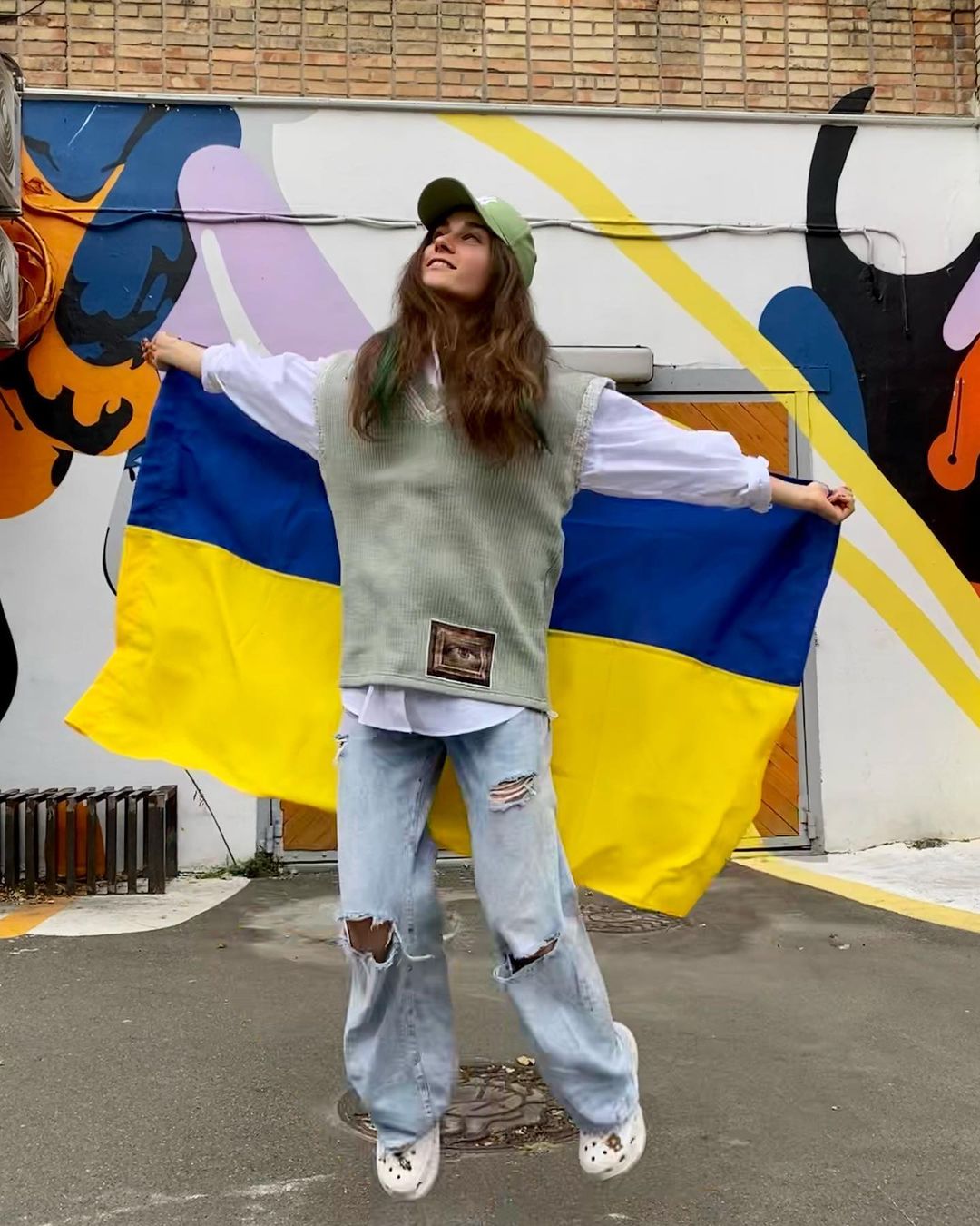«Если ты говоришь об Украине – ты видишь сочувствие, но это уже давно не резкая реакция», – говорит певица о настроениях в Европе. Фото: Instagram.com/thejerryheil/