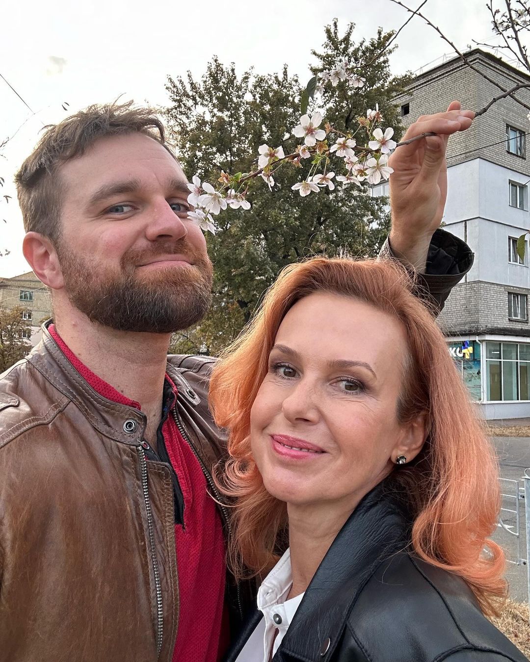 З дружиною Альною. Фото: Instagram.com/artemy_yehorov/