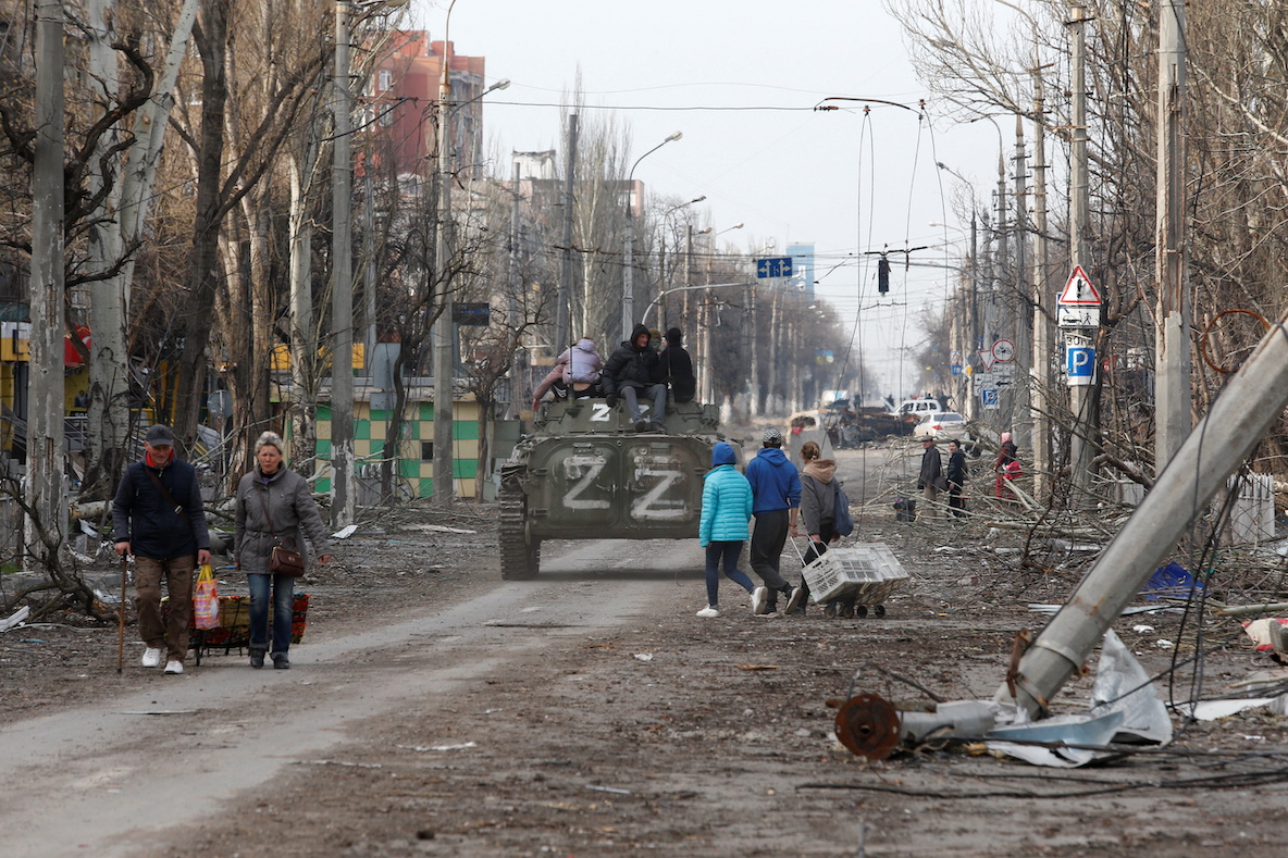 Мариуполь, 17 марта. Фото: REUTERS/Alexander Ermochenko