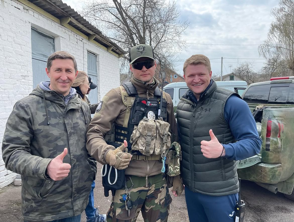 З Андрієм Хливнюком у 2022 році. Фото: instagram.com/alexeikuznietsov