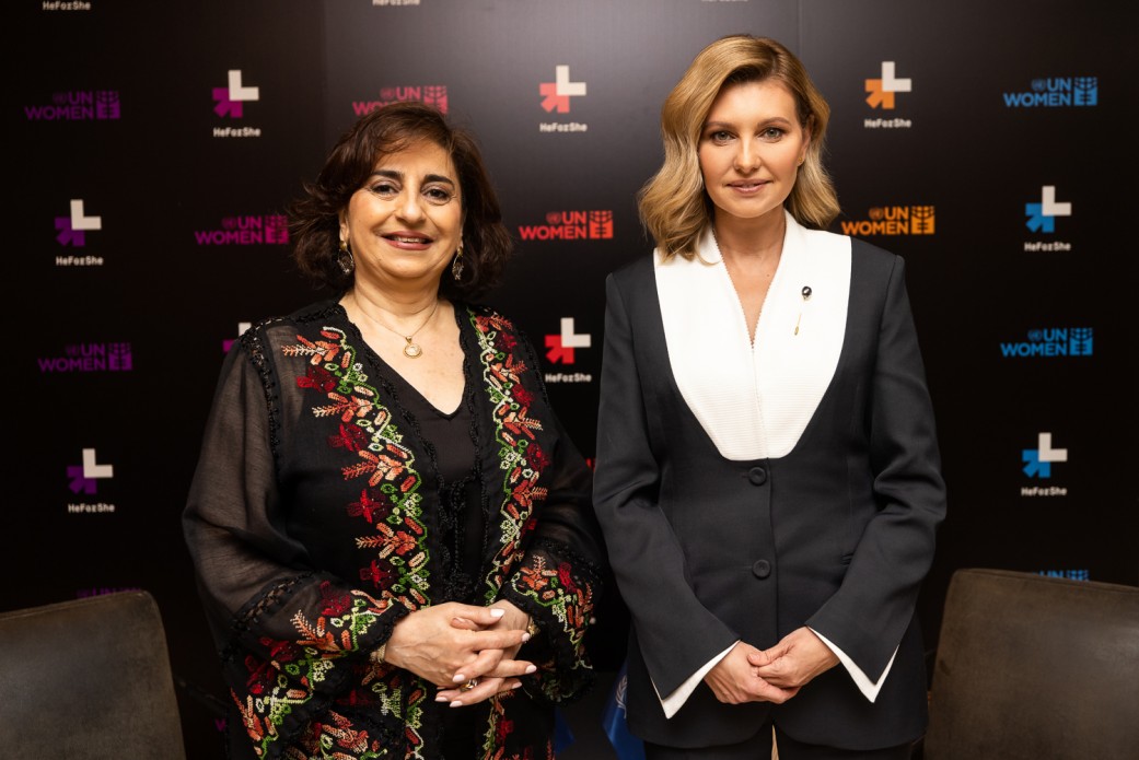 С исполнительным директором ООН Женщины Симой Бахус. Фото: пресс-служба