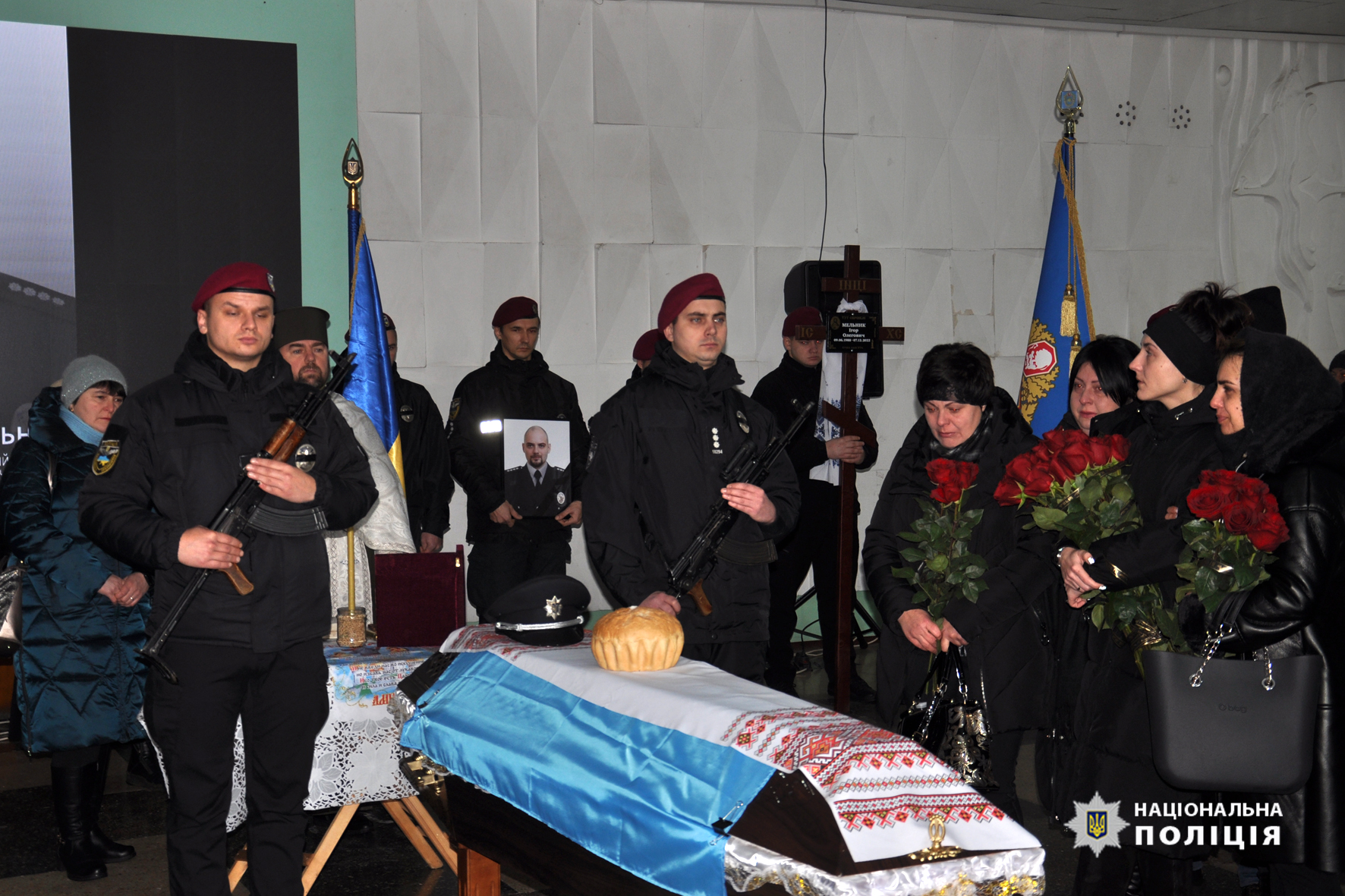 Игоря Мельника похоронили на местном кладбище. Фото: facebook.com/cherkasypolice
