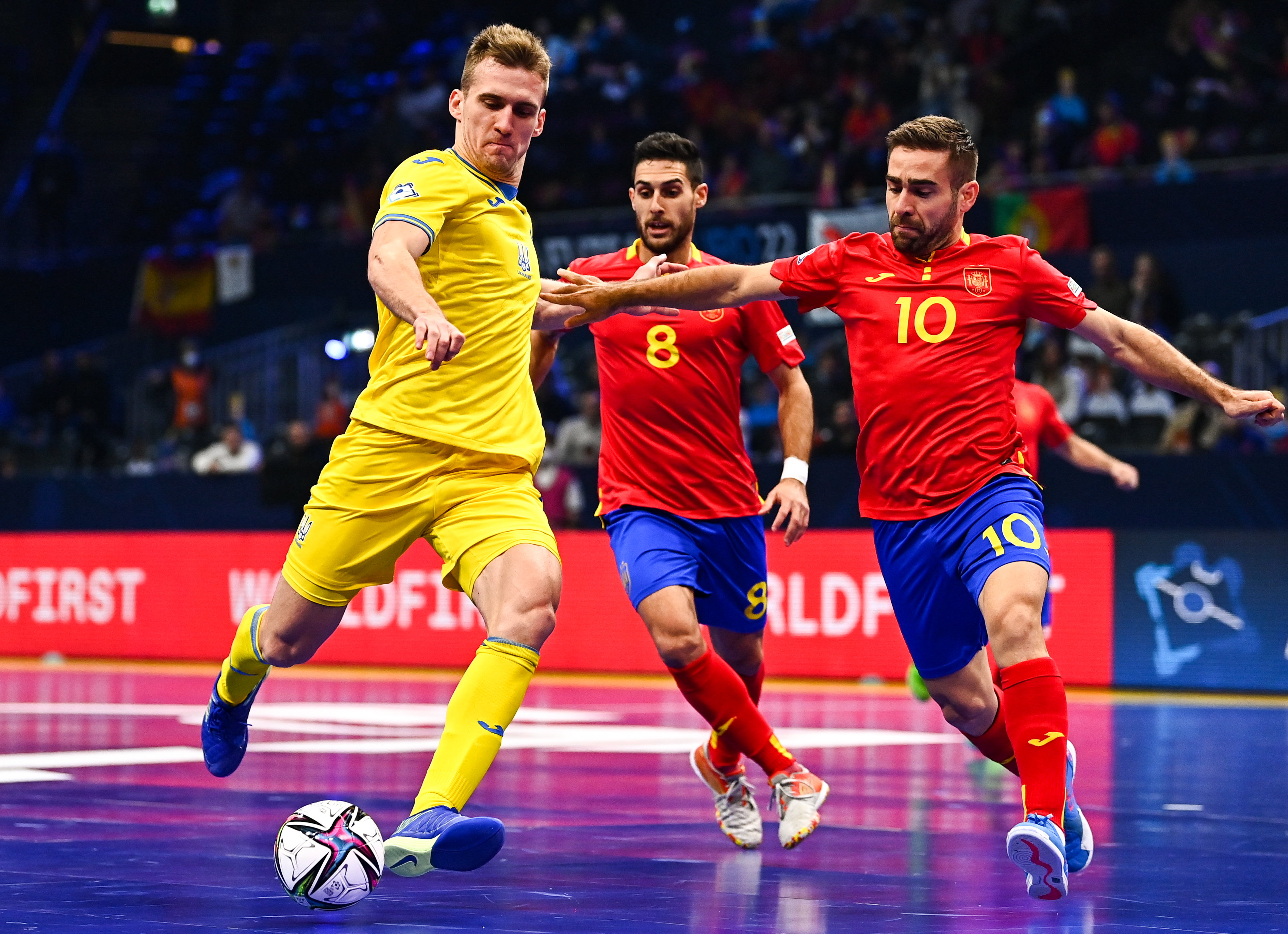 Украина уступила Испании в матче за третье место. Фото: twitter.com/UEFAFutsal