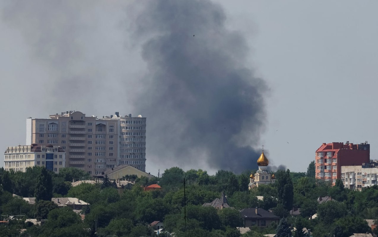Вибухи у Донецьку, липень 2022. Фото: REUTERS/Alexander Ermochenko