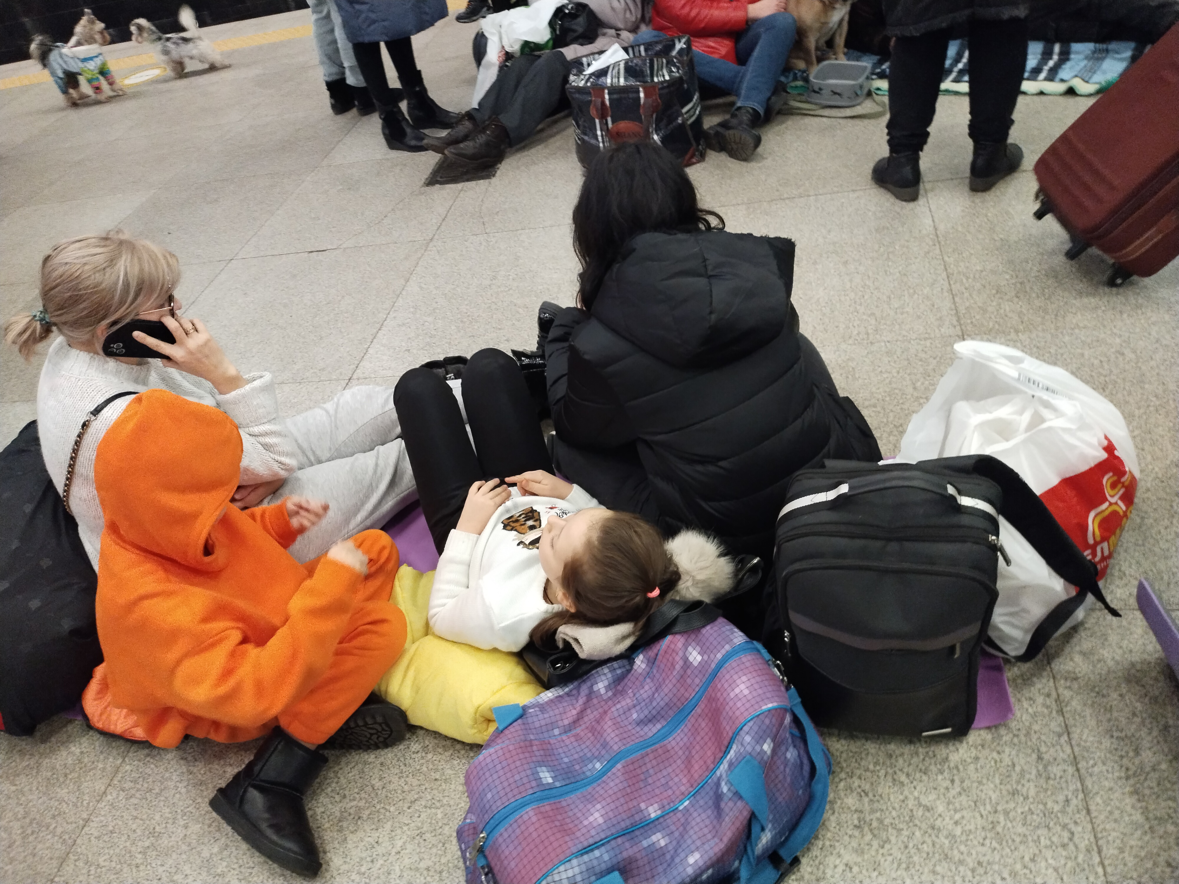 Многим жителям Киева пришлось ночевать в метро. Фото: Анна НЕСТЕРЕНКО