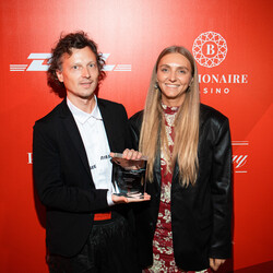 В категории Лучший мужской дизайнер победили Ксения и Антон Шнайдер KSENIASCHNAIDER Фото: orest.com.ua