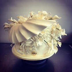Сильвию Вайнсток называли королевой тортов. Фото: instagram.com/sylviaweinstock/