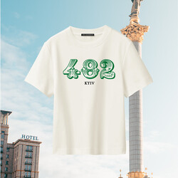 Каждая футболка в коллекции – это уважение к величественному городу и его истории Фото: пресс-служба бренда Vika Adamskaya