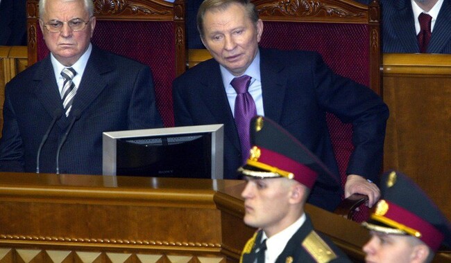 Леонид Кравчук и Леонид Кучма во время церемонии инаугурации Виктора Ющенко, Киев, 23 января 2005 года. Фото: leonid-kravchuk.com.ua