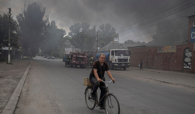 Славянск после обстрела российских военных. Фото: REUTERS
