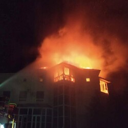 Ночь для Никополя оказалась снова "горячей" - город пылал в огне. Фото: t.me/dnipropetrovskaODA