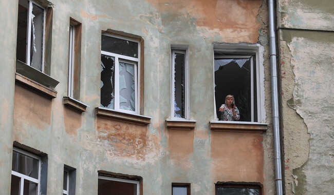 Наслідки наймасштабнішого удару по Львову з початку війни. Фото: REUTERS