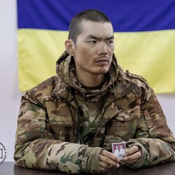 Перші допити військових з КНР, затриманих на Донеччині. Фото: t.me/SBUkr. 