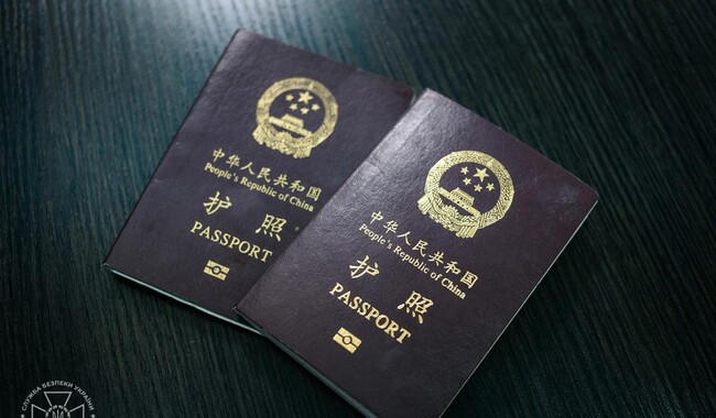 Перші допити військових з КНР, затриманих на Донеччині. Фото: t.me/SBUkr. 