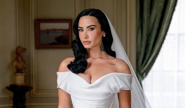 Фото: instagram.com/ddlovato/Jose Villa