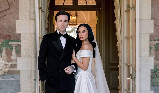 Фото: instagram.com/ddlovato/Jose Villa