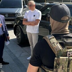 СБУ задержали организатора и участников конвертцентра. Фото: t.me/SBUkr