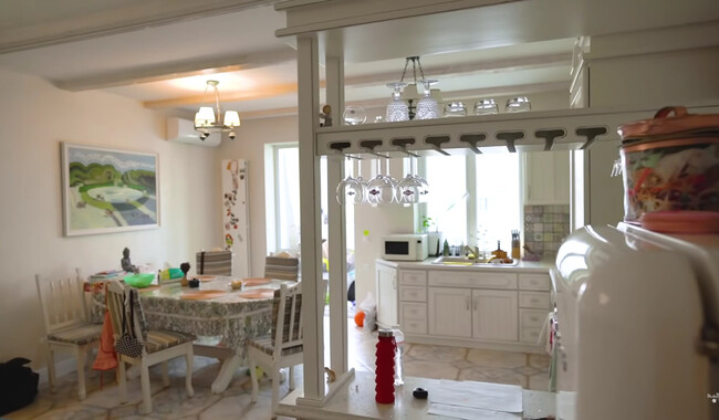 Фото: "По хатах"/Люкс ФМ