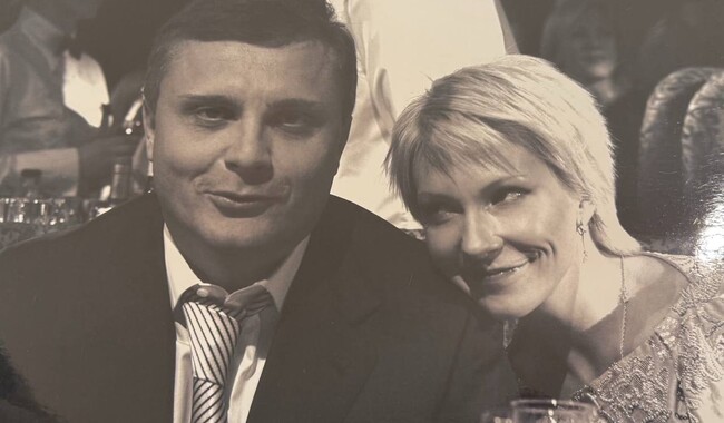 За словами знайомих, Зіна від першого дня була трохи дивною та непередбачуваною, але це спочатку виглядало кумедно.